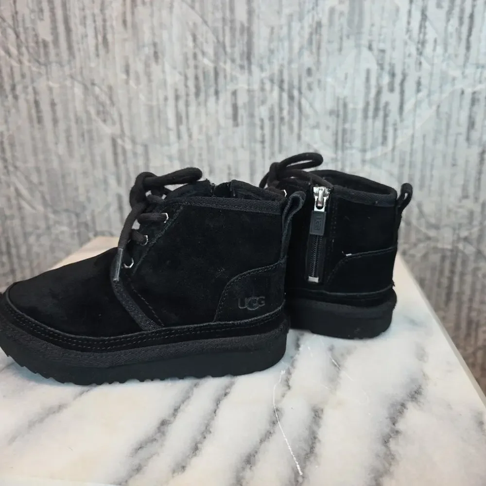 UGG Neumel II Unisex Kid's Chukka Boot Color Black Sz 10